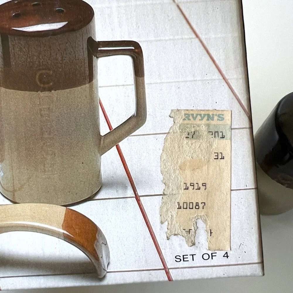 Vintage Taiwan Stoneware Salt Pepper Cheese Shaker Set Brown Tan Style 90727